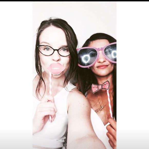 Meet your Posher, Rachel - Picture 5 of 8